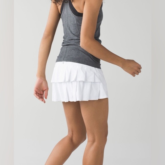 lululemon athletica Dresses & Skirts - Lululemon Run: Pace Setter Skirt in White Size 4 Tall